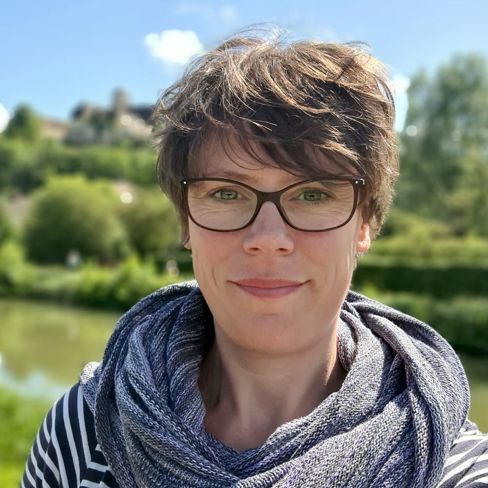 hazel-volk